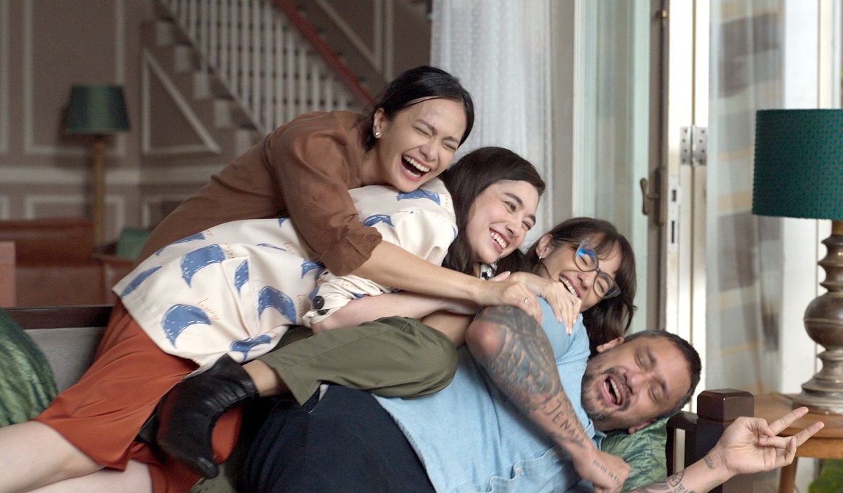 First Look Yakin Nikah, Film Adaptasi Web Series Viral