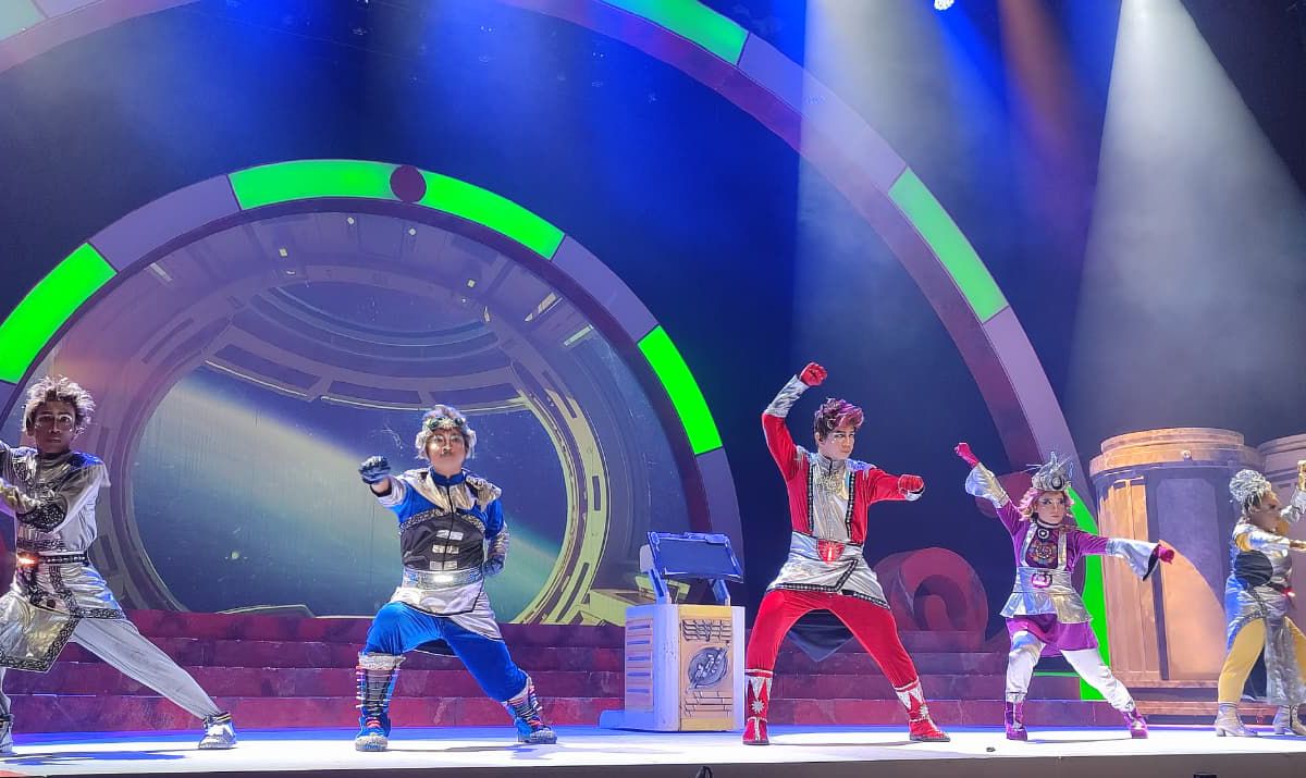lima-agen-mencari-semar-teater-koma