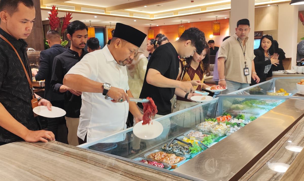 pengunjung-cazasuki-all-you-can-eat