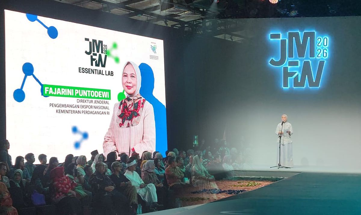 fajarini-puntodewi-jmfw-2026-opening-ceremony