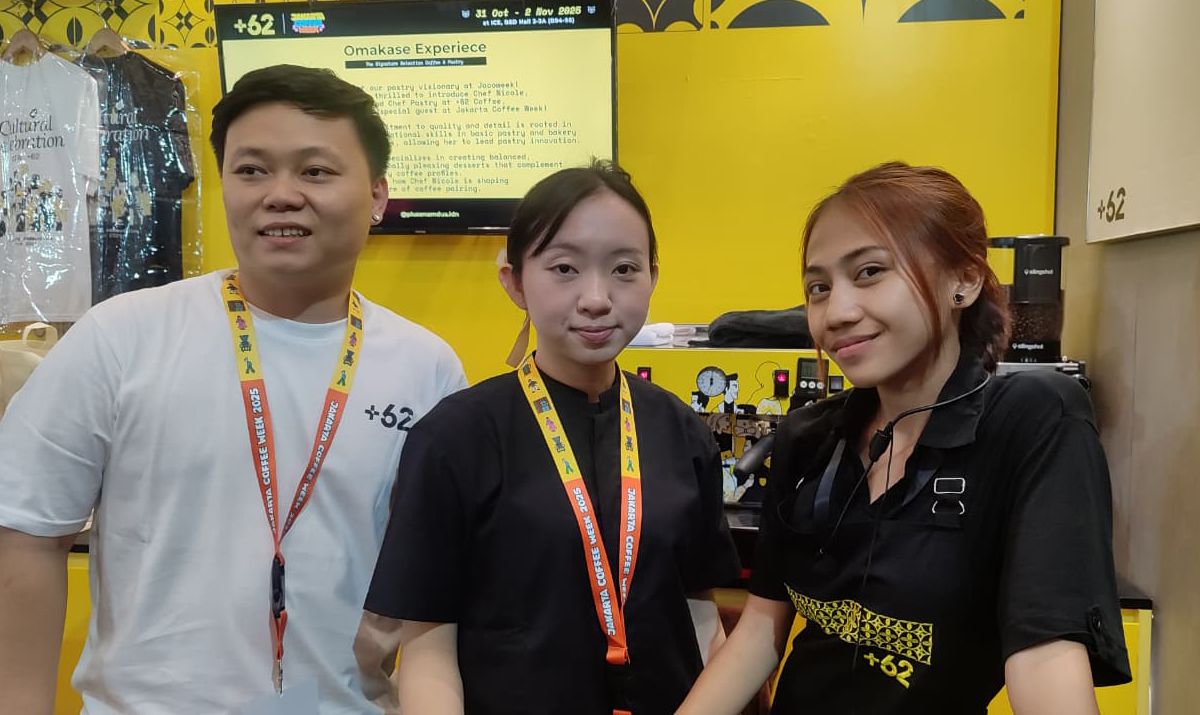 jhone-jeje-plus62-coffee-latte-art-ice-bsd