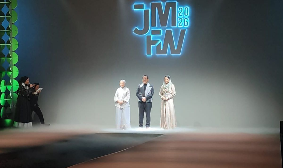 menteri-perdagangan-budi-susanto-catwalk-jmfw-2026