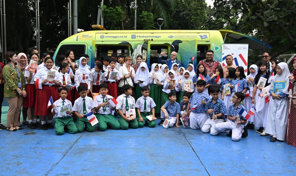 bimo-perpustakaan-keliling-taman-menteng-jakarta