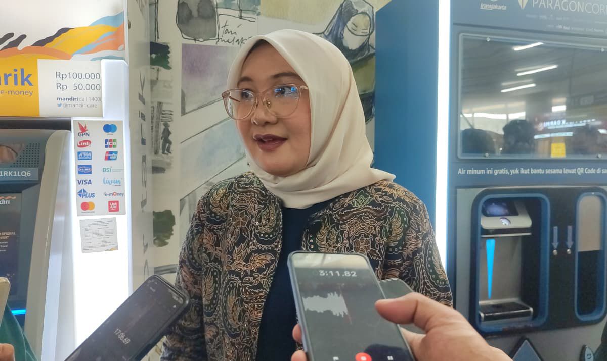 suci-hendrina-head-csr-paragoncorp-jakarta