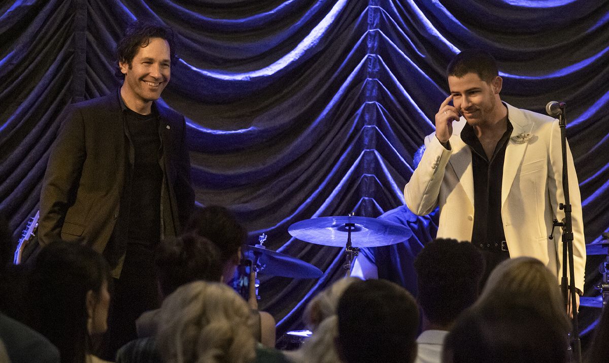 chemistry-paul-rudd-dan-nick-jonas-power-ballad
