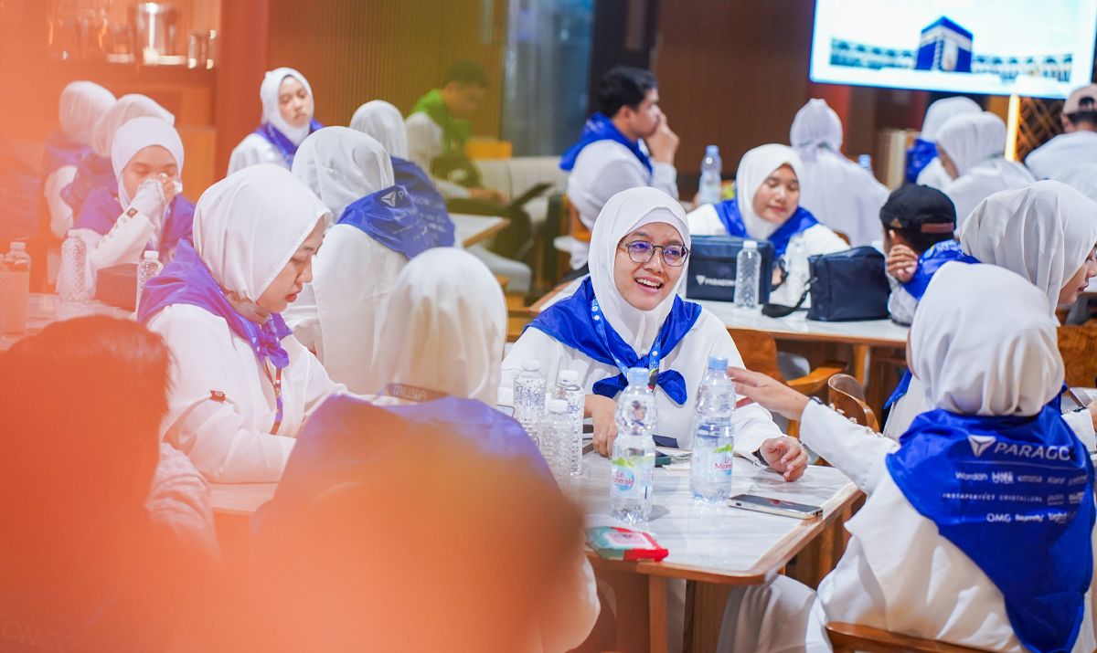 peserta-program-umrah-paragoncorp-2026