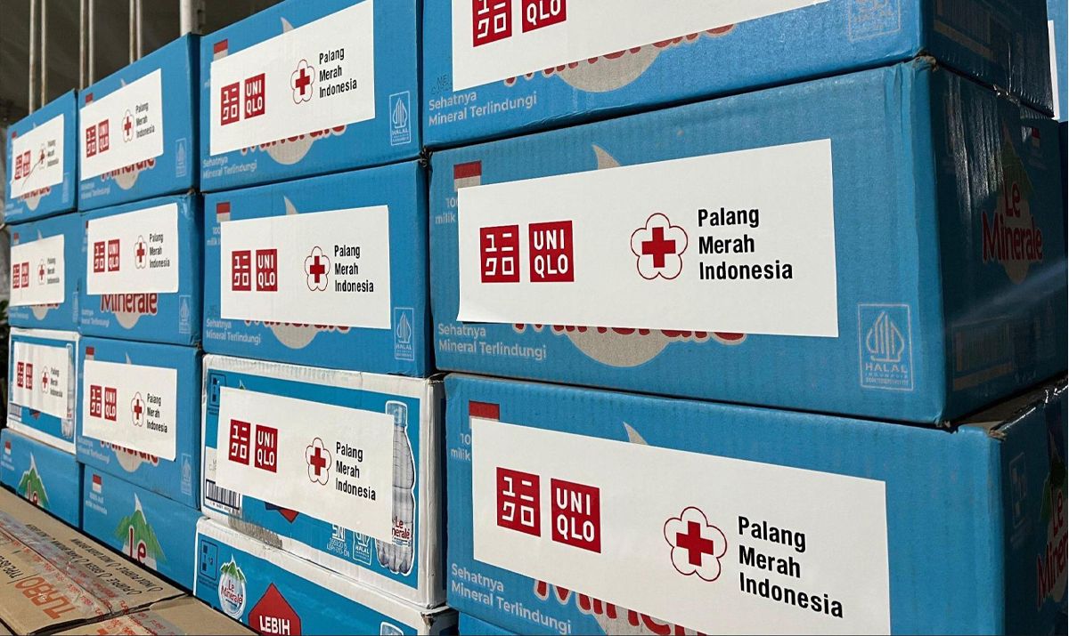 bantuan-bencana-uniqlo-indonesia