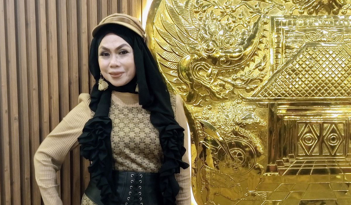 Tia Veres Tunjukkan Sisi Kuat Dalam Lagu Tak Akan Kembali