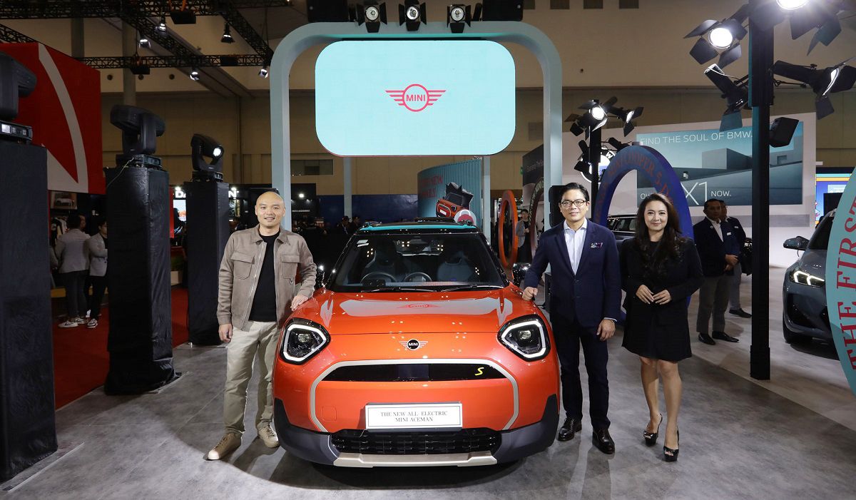 MINI Pavilion Di GJAW 2024 Hadirkan Dua Model Terbaru Aceman Dan 5-Door