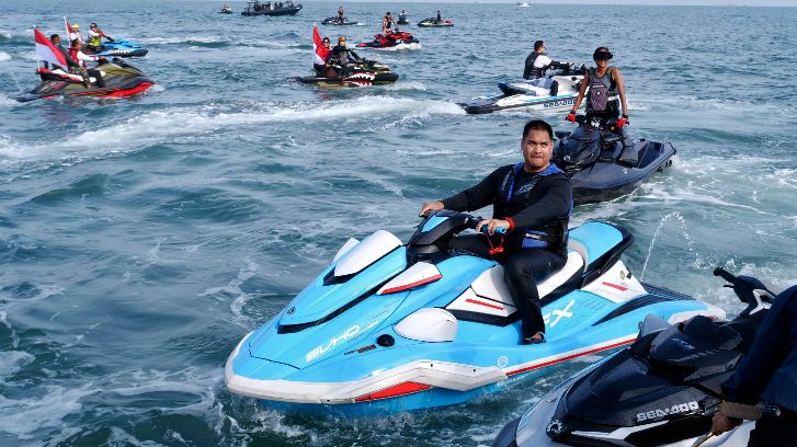 Menpora Dito Ariotedjo Dan Panglima TNI Konvoi Jetski Dalam Rangka HUT Ke 79 TNI