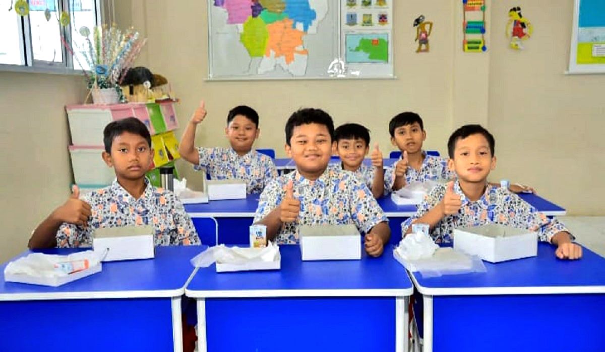 TNI AU Uji Coba Program Makan Siang Bergizi Gratis Di Sekolah Angkasa Halim Perdanakusuma