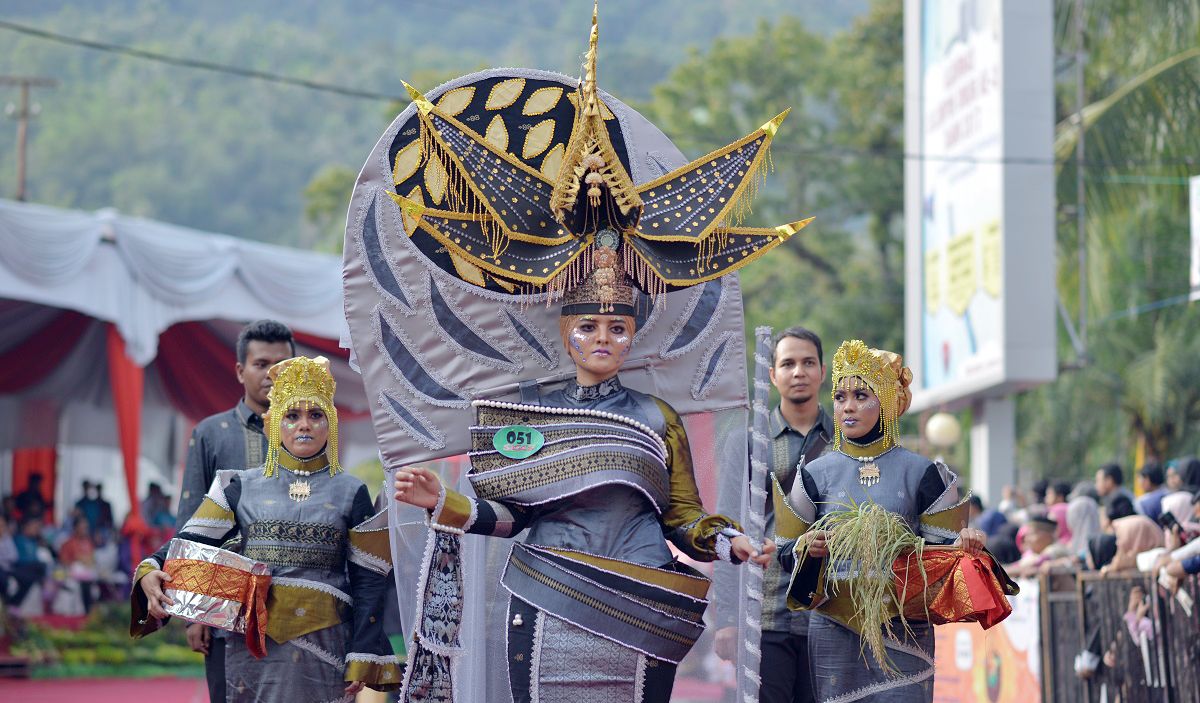 Songket Silungkang Warisan Budaya Minangkabau Yang Melegenda