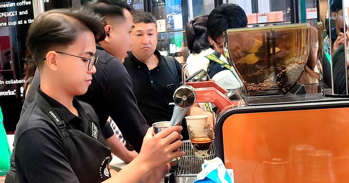Barista: Dari Hobi Meracik Kopi Menjadi Karier Menjanjikan
