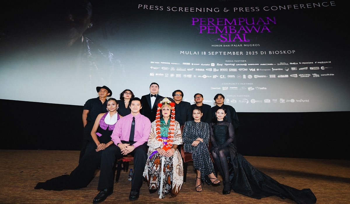 Gala Premiere Perempuan Pembawa Sial, Kutukan Bahu Laweyan dan Malam Mistis Bertabur Budaya