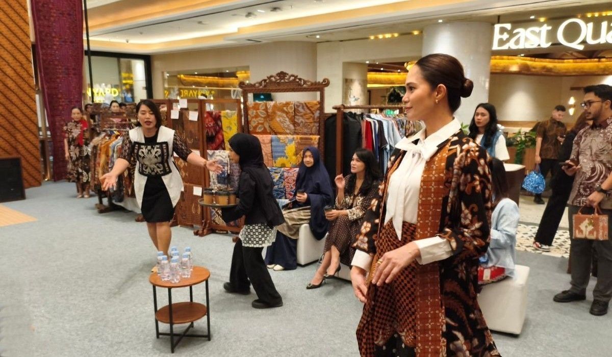 Jelajah Wastra Nusantara, Saat Fashion Membuka Jalan Menuju Destinasi Wisata Indonesia