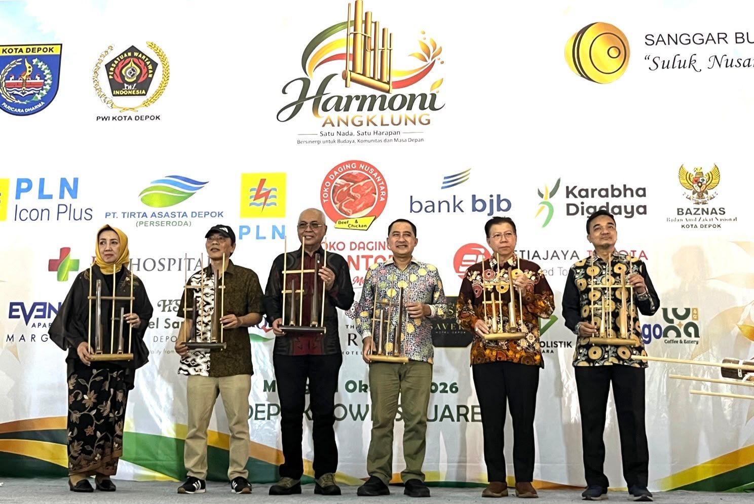 Harmoni Angklung Depok 2026 Gaungkan Musik Tradisional
