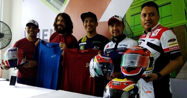 Helm RSV Official Merchandise Gresini Racing Team