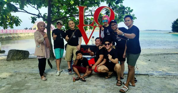 Tata Liem Wisata Saranghaeyo Goes To Kepulauan Seribu