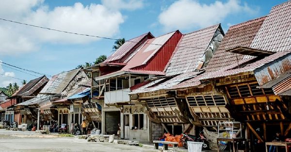 Adat Dan Budaya Desa Wisata Hilisimaetanö Nias Selatan