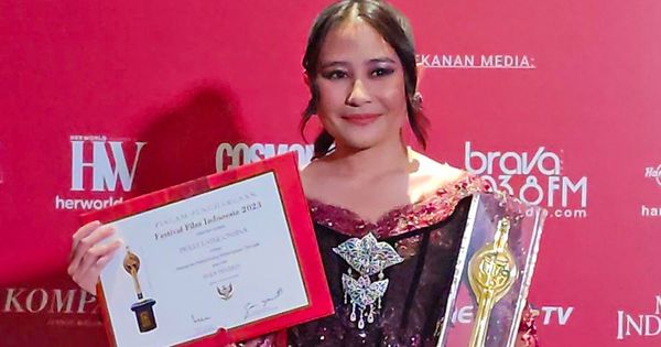 Prilly Latuconsina Menang Piala Citra Untuk Pertama Kalinya