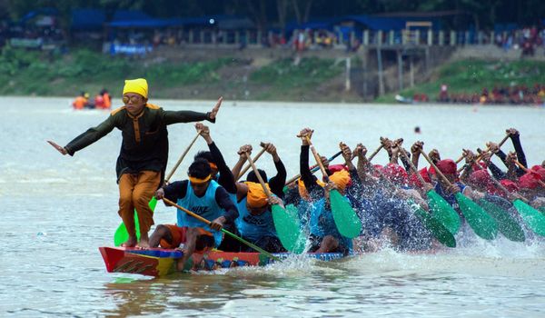 Temukan Di Indonesia 6 Olahraga Tradisional Unik Dan Ekstrim