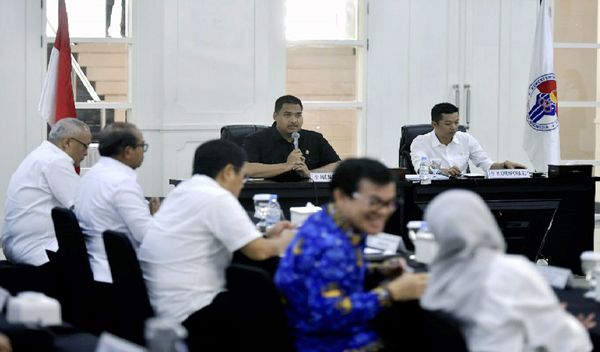 Menpora Dito Ariotedjo Pimpin Rapat Pimpinan Evaluasi Program Prioritas Kemenpora