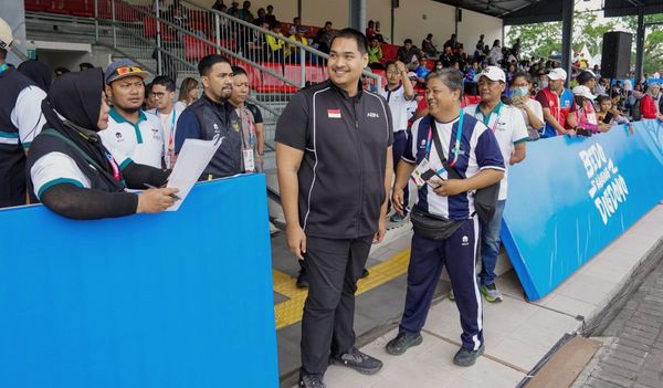 Menpora Dito Ariotedjo Tinjau Anggar Kursi Roda Dan Blind Judo Peparnas XVII Solo 2024