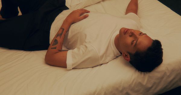 Adikara Rilis Album Klise: Kisah Cinta dan Awal Baru Sebagai Musisi Independen