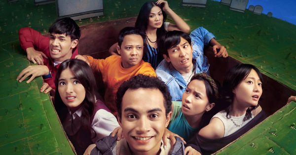 Tinggal Meninggal: Debut Absurd dan Satir Kristo Immanuel Tayang 14 Agustus 2025