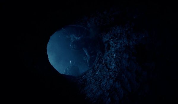 Hanung Bramantyo Bawa Bolong ke IFFR 2026