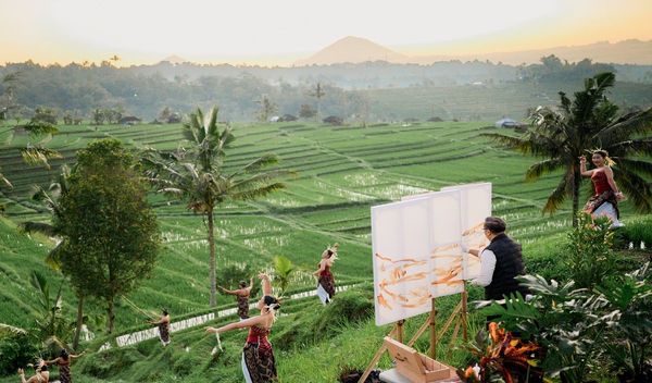 Putu PW Winata Melukis Suara Alam Pagi Jatiluwih di Art Jakarta 2025