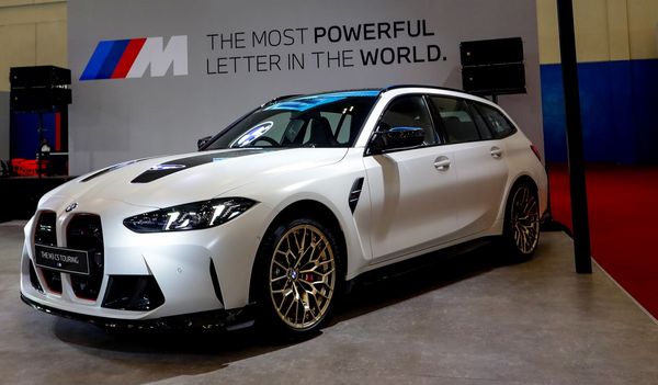 BMW M3 CS Touring, Touring 550 HP Paling Kencang di Dunia