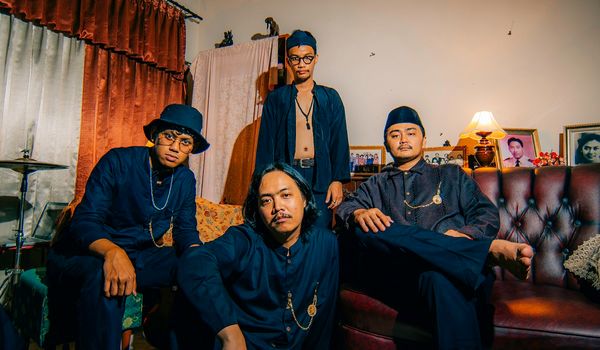 Basajan Rilis “1971”, Single Mistis Sunda ke Panggung Dunia