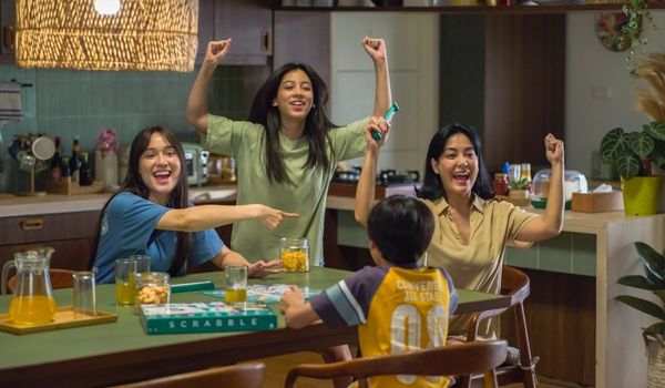 88.060 Penonton Tersentuh Film Yang Lain Boleh Hilang