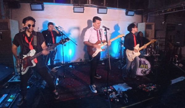 Josh Holmes Pilih Jakarta Rayakan Single Last First Kiss
