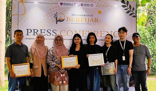 Pesanggrahan Berpijar LSPR Edukasi Olah Minyak Jelantah