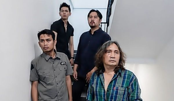 Video Musik We Are Not Fall In Tegaskan Comeback Heri Batara