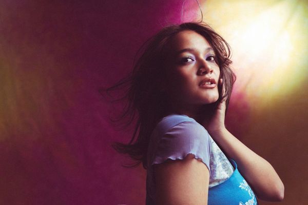 Rasyiqa Rayakan Nostalgia Pop Indonesia Lewat Single Jangan Kau Lepas