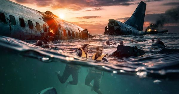 Review Film Deep Water (2026): Pesawat Jatuh di Laut, Hiu Mengintai dari Bawah!