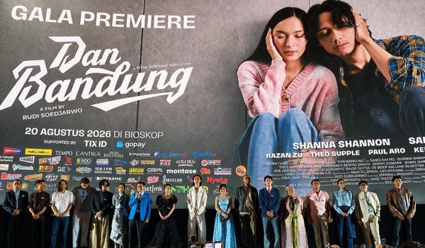 Film Dan Bandung, Cinta Beda Kasta dan Cobaan Hidup