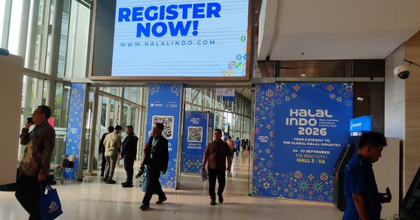 Halal Indonesia International Industry Expo 2026 Diserbu Pengunjung, Ada Baju Anak 3 Rp100 Ribu hingga Tas 3 Rp200 Ribu