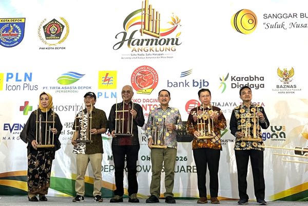 Harmoni Angklung Depok 2026 Gaungkan Musik Tradisional