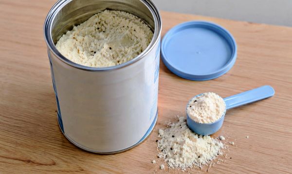 Waspadai Susu Bubuk Berbintik Kecoklatan, Bahayakah? Ini Faktanya!